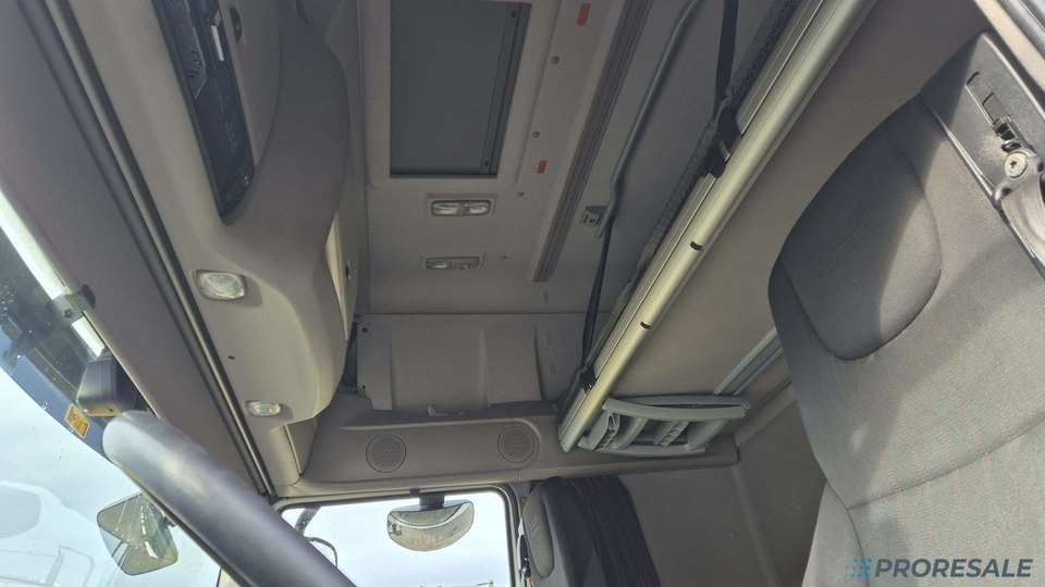 Tegljač DAF XF 450 FT LOW DECK SSC EURO 6: slika Tegljač DAF XF 450 FT LOW DECK SSC EURO 6 Tegljač DAF XF 450 FT LOW DECK SSC EURO 6: slika Tegljač DAF XF 450 FT LOW DECK SSC EURO 6