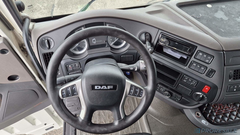 DAF XF 480 FT LOW DECK SSC EURO 6 - Tegljač: slika DAF XF 480 FT LOW DECK SSC EURO 6 - Tegljač DAF XF 480 FT LOW DECK SSC EURO 6 - Tegljač: slika DAF XF 480 FT LOW DECK SSC EURO 6 - Tegljač