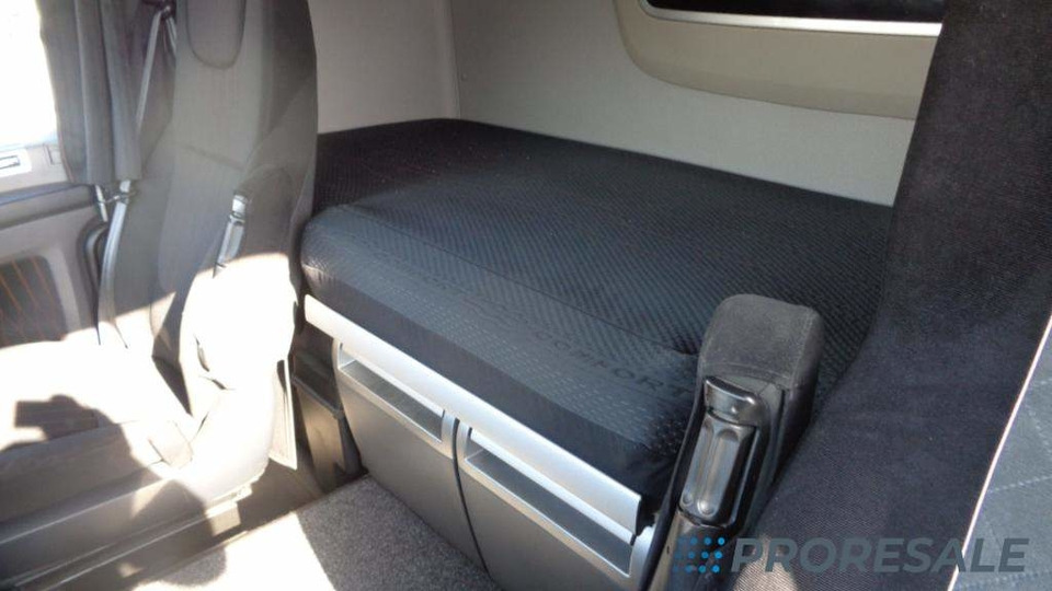 DAF XF 480 FT SSC EURO 6 - Tegljač: slika DAF XF 480 FT SSC EURO 6 - Tegljač DAF XF 480 FT SSC EURO 6 - Tegljač: slika DAF XF 480 FT SSC EURO 6 - Tegljač