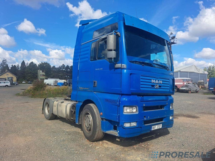 MAN TGA 18.440 4x2 BLS EURO 5 - Tegljač: slika MAN TGA 18.440 4x2 BLS EURO 5 - Tegljač MAN TGA 18.440 4x2 BLS EURO 5 - Tegljač: slika MAN TGA 18.440 4x2 BLS EURO 5 - Tegljač