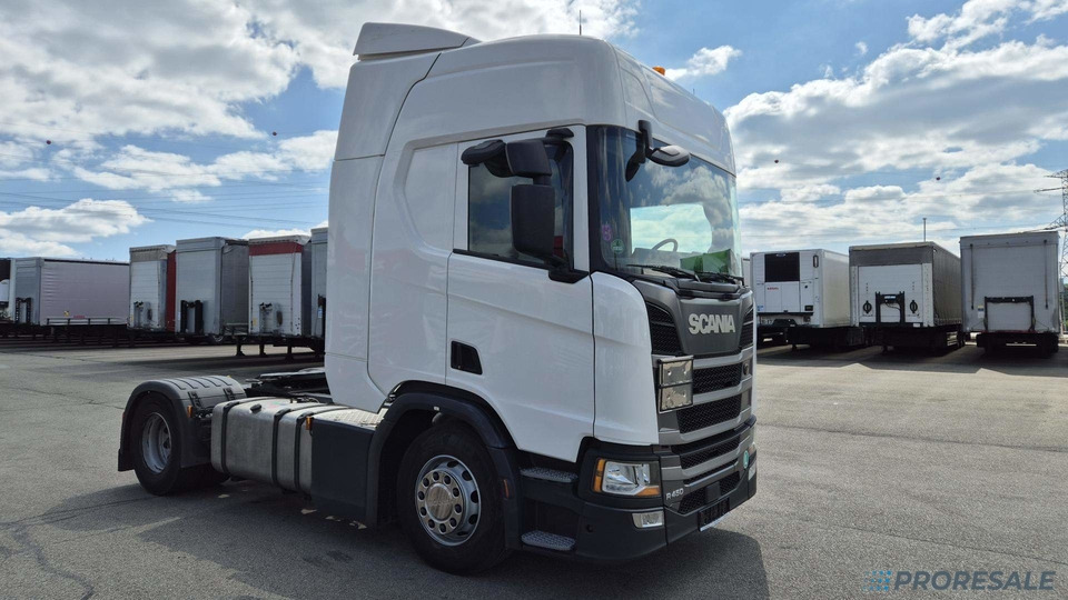 SCANIA R450 N323 TOP LINE EURO 6 - plná ADR - Tegljač: slika SCANIA R450 N323 TOP LINE EURO 6 - plná ADR - Tegljač SCANIA R450 N323 TOP LINE EURO 6 - plná ADR - Tegljač: slika SCANIA R450 N323 TOP LINE EURO 6 - plná ADR - Tegljač