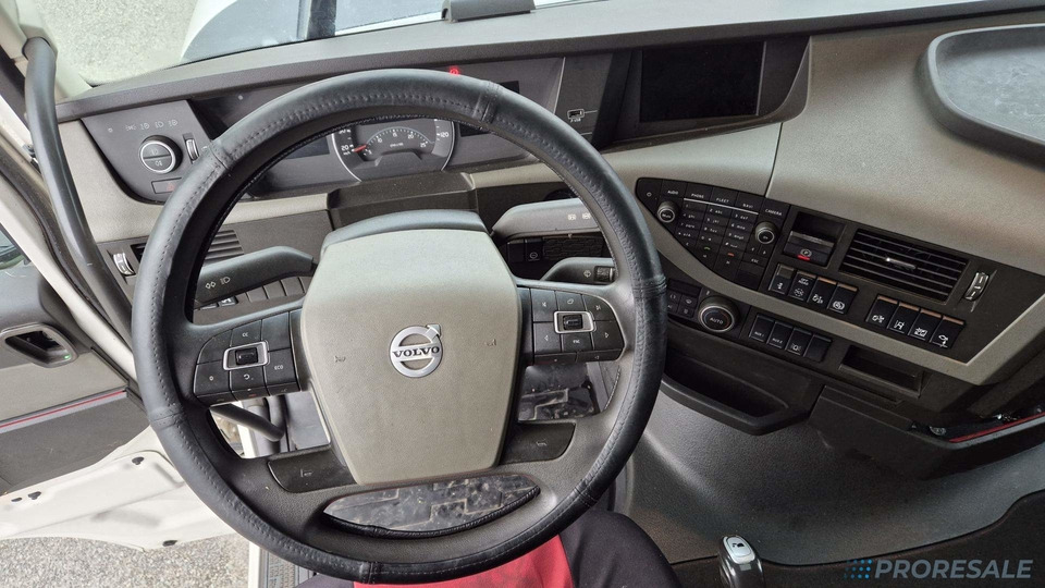 VOLVO FH 500 EURO 6 + HYDRAULIKA - Tegljač: slika VOLVO FH 500 EURO 6 + HYDRAULIKA - Tegljač VOLVO FH 500 EURO 6 + HYDRAULIKA - Tegljač: slika VOLVO FH 500 EURO 6 + HYDRAULIKA - Tegljač