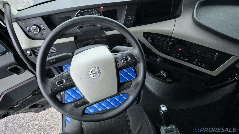 VOLVO FH 500 GLOBE XL EURO 6 - Tegljač: slika VOLVO FH 500 GLOBE XL EURO 6 - Tegljač VOLVO FH 500 GLOBE XL EURO 6 - Tegljač: slika VOLVO FH 500 GLOBE XL EURO 6 - Tegljač