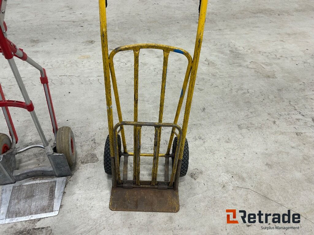 2 stk jekke traller - Skladišna oprema: slika 2 stk jekke traller - Skladišna oprema 2 stk jekke traller - Skladišna oprema: slika 2 stk jekke traller - Skladišna oprema