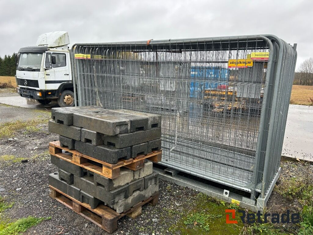 30 stk Bygg gjerder for anleggsikring Komplett - Građevinska oprema: slika 30 stk Bygg gjerder for anleggsikring Komplett - Građevinska oprema 30 stk Bygg gjerder for anleggsikring Komplett - Građevinska oprema: slika 30 stk Bygg gjerder for anleggsikring Komplett - Građevinska oprema