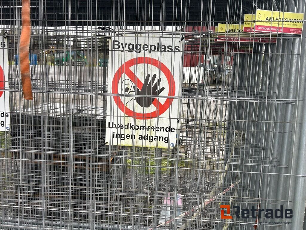 30 stk Bygg gjerder for anleggsikring Komplett - Građevinska oprema: slika 30 stk Bygg gjerder for anleggsikring Komplett - Građevinska oprema 30 stk Bygg gjerder for anleggsikring Komplett - Građevinska oprema: slika 30 stk Bygg gjerder for anleggsikring Komplett - Građevinska oprema