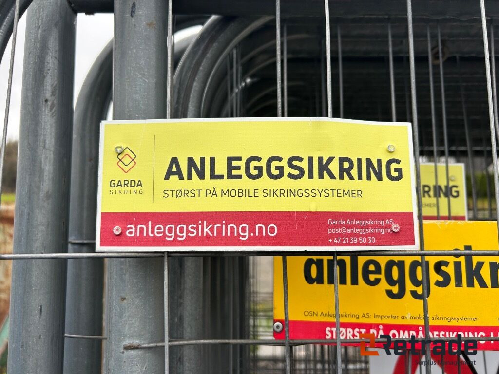 30 stk Bygg gjerder for anleggsikring Komplett - Građevinska oprema: slika 30 stk Bygg gjerder for anleggsikring Komplett - Građevinska oprema 30 stk Bygg gjerder for anleggsikring Komplett - Građevinska oprema: slika 30 stk Bygg gjerder for anleggsikring Komplett - Građevinska oprema