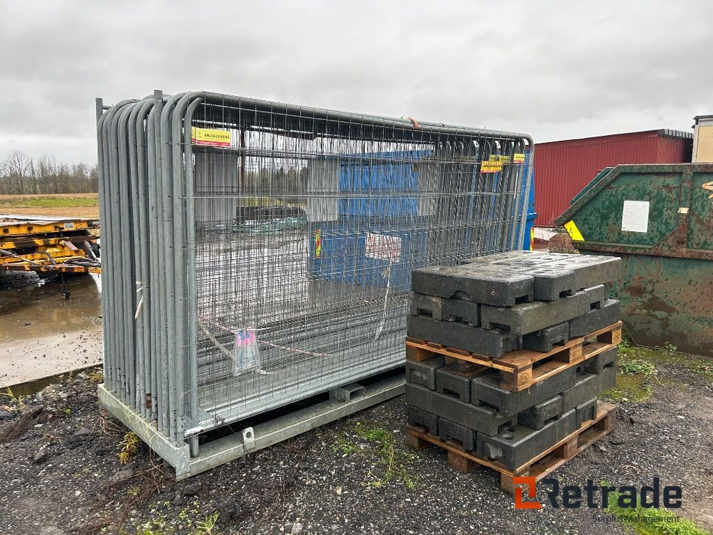 30 stk Bygg gjerder for anleggsikring Komplett - Građevinska oprema: slika 30 stk Bygg gjerder for anleggsikring Komplett - Građevinska oprema 30 stk Bygg gjerder for anleggsikring Komplett - Građevinska oprema: slika 30 stk Bygg gjerder for anleggsikring Komplett - Građevinska oprema