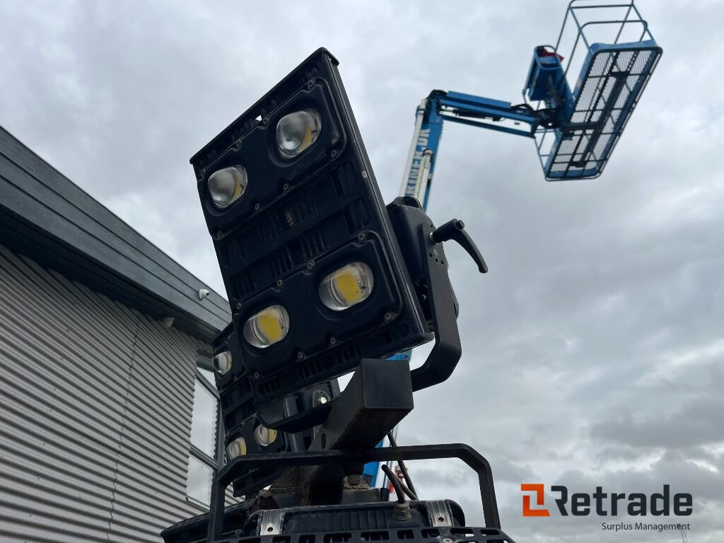 Belysning Atlas Copco QLB 60 Lys tårn teleskop - Građevinska oprema: slika Belysning Atlas Copco QLB 60 Lys tårn teleskop - Građevinska oprema Belysning Atlas Copco QLB 60 Lys tårn teleskop - Građevinska oprema: slika Belysning Atlas Copco QLB 60 Lys tårn teleskop - Građevinska oprema