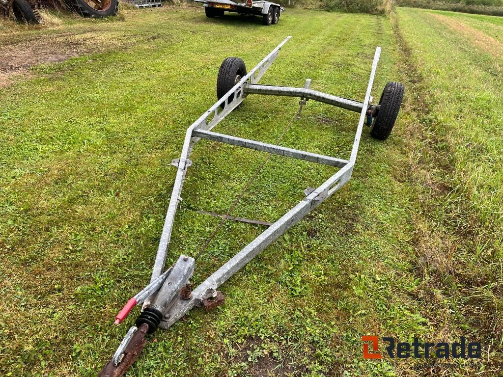 Biltrailer Undervogn - Auto prikolica: slika Biltrailer Undervogn - Auto prikolica Biltrailer Undervogn - Auto prikolica: slika Biltrailer Undervogn - Auto prikolica