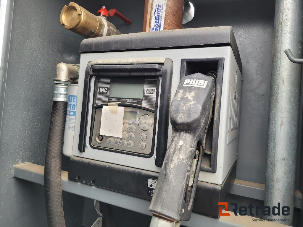 Götlinds Svets ab / Färmartanken Dieseltank oljetank 10,000 liter ny/oanvänd - Cisterna za skladištenje: slika Götlinds Svets ab / Färmartanken Dieseltank oljetank 10,000 liter ny/oanvänd - Cisterna za skladištenje Götlinds Svets ab / Färmartanken Dieseltank oljetank 10,000 liter ny/oanvänd - Cisterna za skladištenje: slika Götlinds Svets ab / Färmartanken Dieseltank oljetank 10,000 liter ny/oanvänd - Cisterna za skladištenje