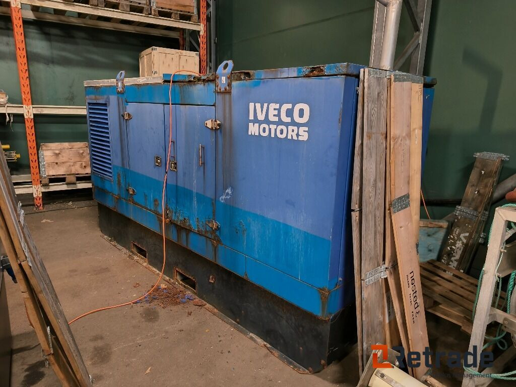 400V Generator Iveco 200kVa, kun 2400timer - Građevinski strojevi: slika 400V Generator Iveco 200kVa, kun 2400timer - Građevinski strojevi 400V Generator Iveco 200kVa, kun 2400timer - Građevinski strojevi: slika 400V Generator Iveco 200kVa, kun 2400timer - Građevinski strojevi