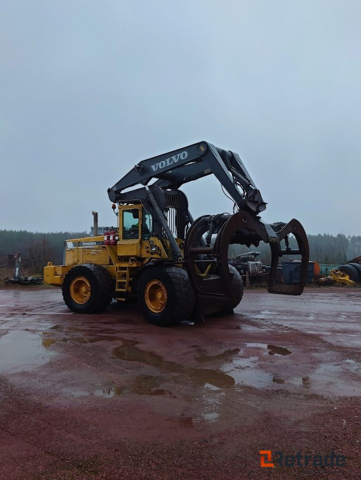 Hjullastare VOLVO L180C HIGHLIFT - Građevinski strojevi: slika Hjullastare VOLVO L180C HIGHLIFT - Građevinski strojevi Hjullastare VOLVO L180C HIGHLIFT - Građevinski strojevi: slika Hjullastare VOLVO L180C HIGHLIFT - Građevinski strojevi