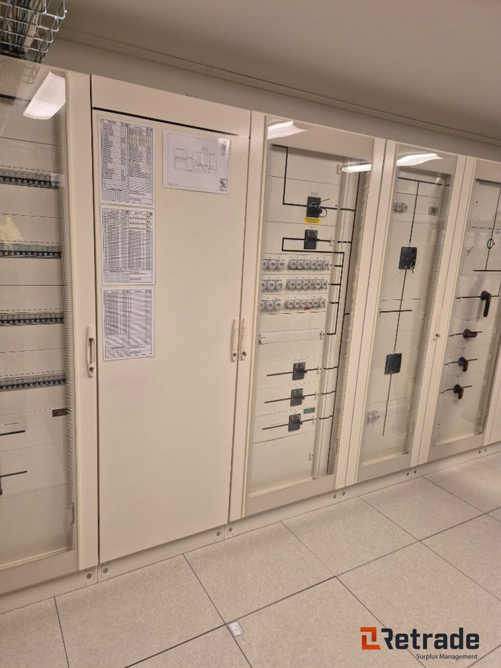 Master GENMAC dieselgenerator set 250 KVA, 400 Volt 50 Hz. - Građevinski strojevi: slika Master GENMAC dieselgenerator set 250 KVA, 400 Volt 50 Hz. - Građevinski strojevi Master GENMAC dieselgenerator set 250 KVA, 400 Volt 50 Hz. - Građevinski strojevi: slika Master GENMAC dieselgenerator set 250 KVA, 400 Volt 50 Hz. - Građevinski strojevi