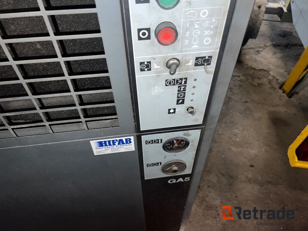 SkruvKompressor Atlas Copco GA5 & Gävle galvan lufttank 500liter - Građevinski strojevi: slika SkruvKompressor Atlas Copco GA5 & Gävle galvan lufttank 500liter - Građevinski strojevi SkruvKompressor Atlas Copco GA5 & Gävle galvan lufttank 500liter - Građevinski strojevi: slika SkruvKompressor Atlas Copco GA5 & Gävle galvan lufttank 500liter - Građevinski strojevi