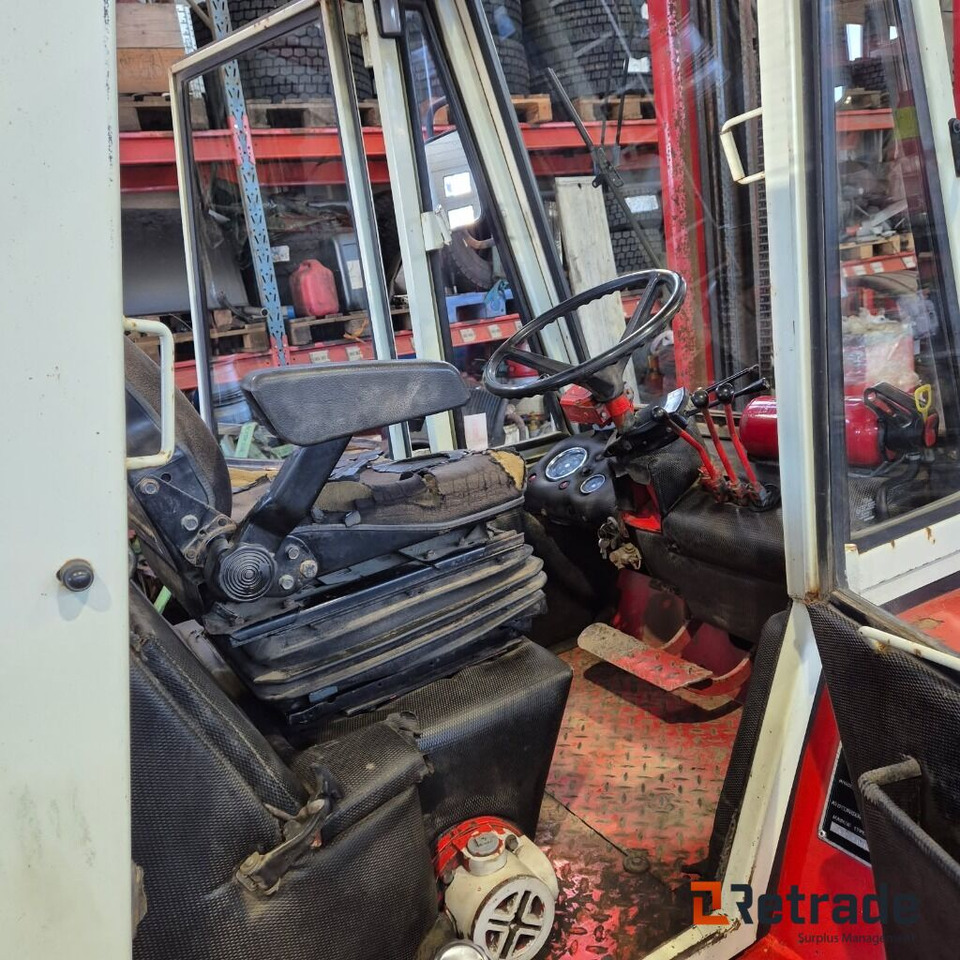 Industrijska oprema Gaffeltruck MANITOU MC 30: slika Industrijska oprema Gaffeltruck MANITOU MC 30