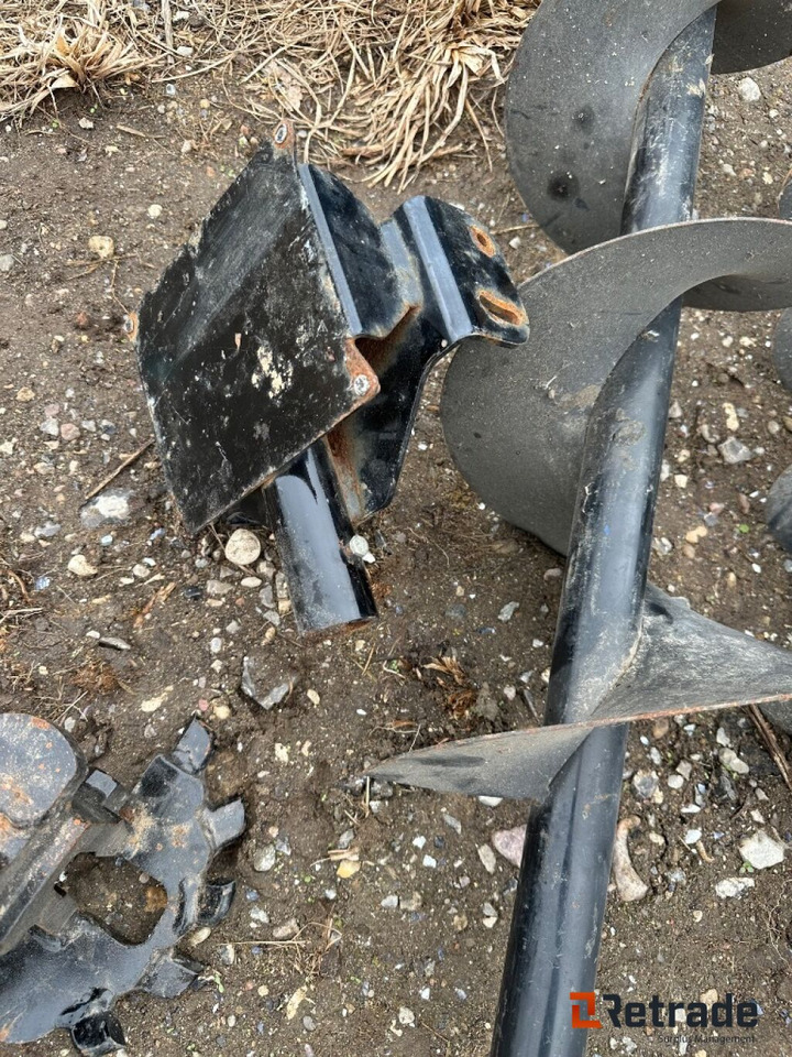 Jordbor 250 og 150 mm ubrugte - Svrdlo: slika Jordbor 250 og 150 mm ubrugte - Svrdlo Jordbor 250 og 150 mm ubrugte - Svrdlo: slika Jordbor 250 og 150 mm ubrugte - Svrdlo