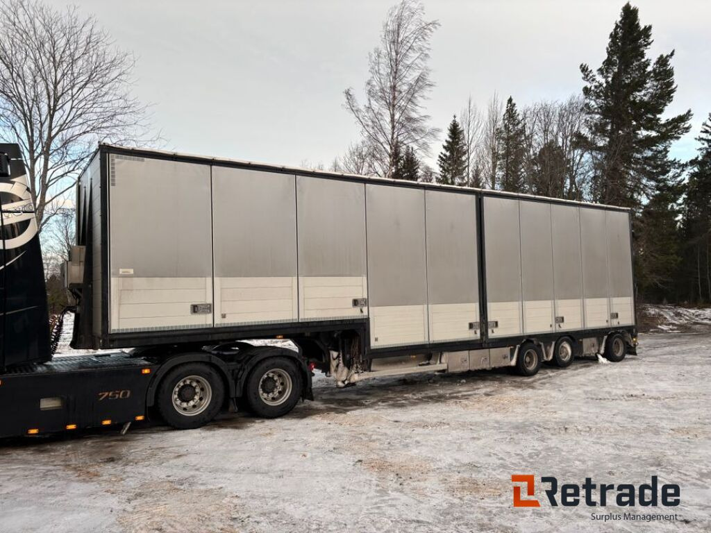 Jumbotrailer HRD - Poluprikolica s ceradom: slika Jumbotrailer HRD - Poluprikolica s ceradom Jumbotrailer HRD - Poluprikolica s ceradom: slika Jumbotrailer HRD - Poluprikolica s ceradom