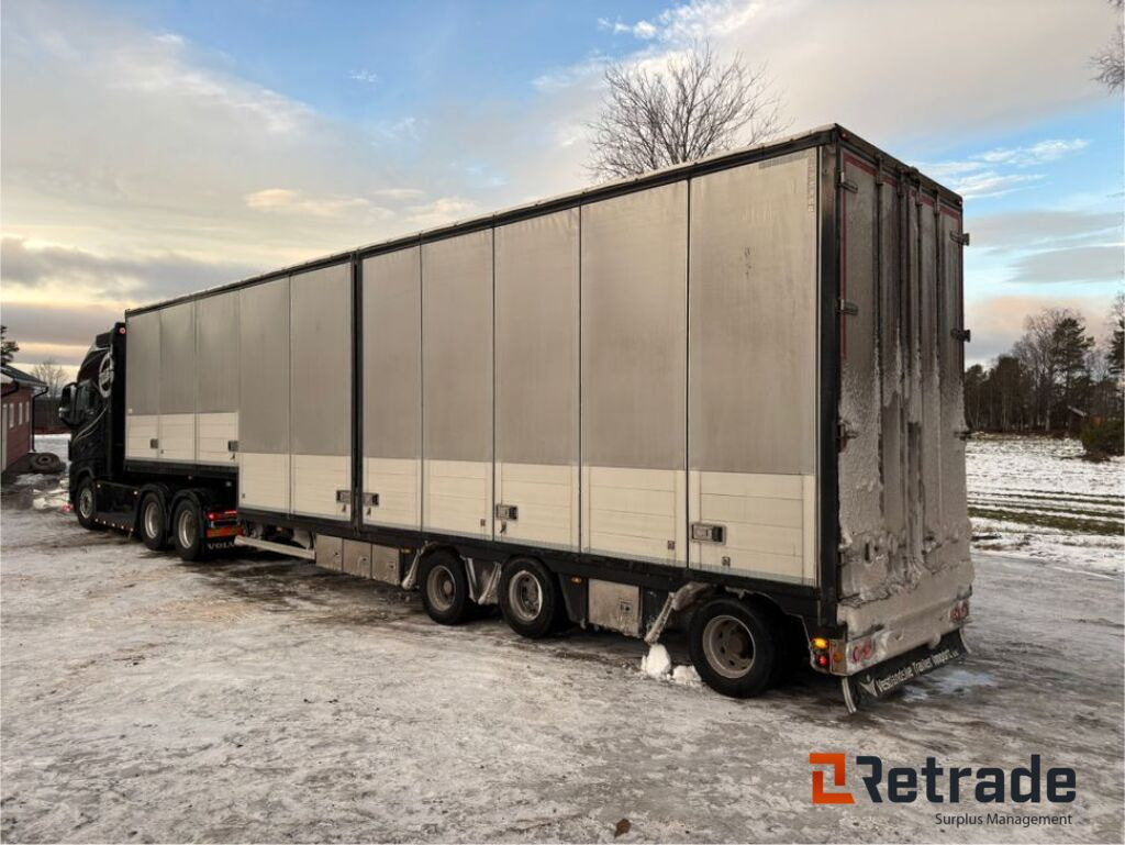 Jumbotrailer HRD - Poluprikolica s ceradom: slika Jumbotrailer HRD - Poluprikolica s ceradom Jumbotrailer HRD - Poluprikolica s ceradom: slika Jumbotrailer HRD - Poluprikolica s ceradom