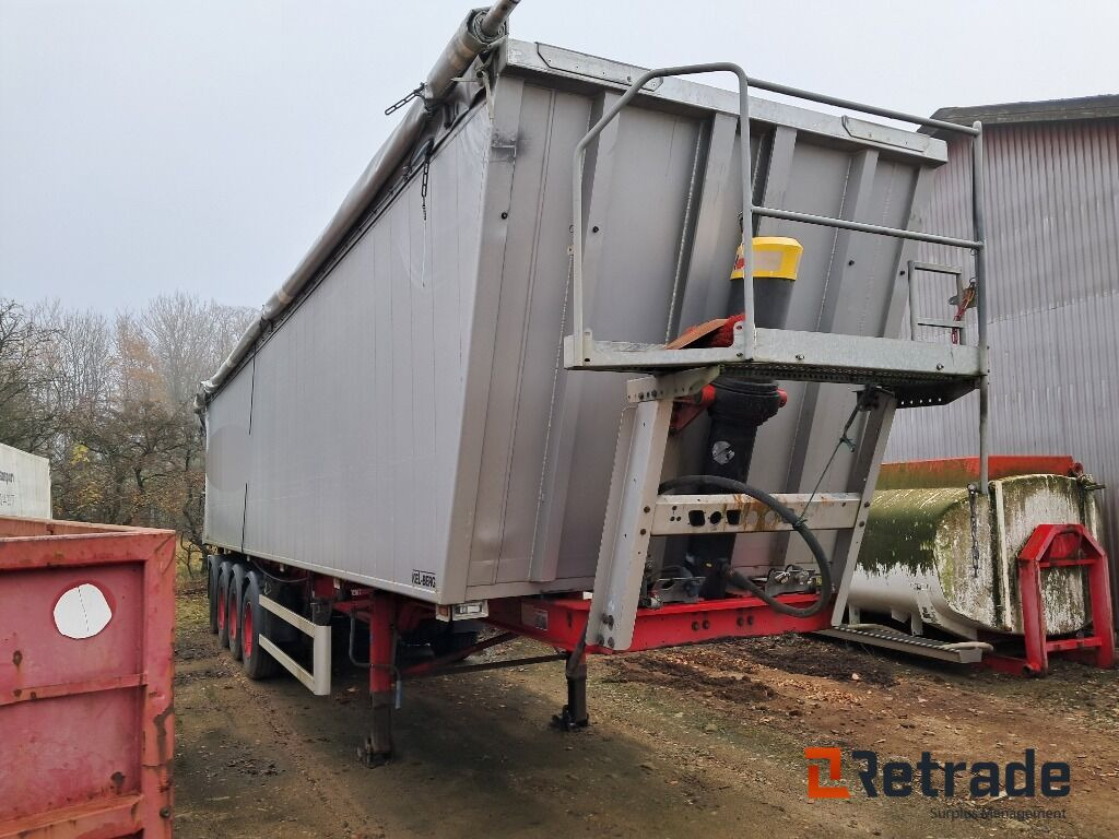 Kel-Berg Tipsættevogn 60m3 4 akslet - Kiper poluprikolica: slika Kel-Berg Tipsættevogn 60m3 4 akslet - Kiper poluprikolica Kel-Berg Tipsættevogn 60m3 4 akslet - Kiper poluprikolica: slika Kel-Berg Tipsættevogn 60m3 4 akslet - Kiper poluprikolica