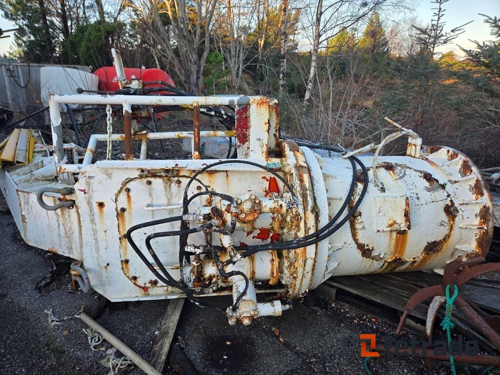 Kran MH 8/1,5 - Portalna dizalica: slika Kran MH 8/1,5 - Portalna dizalica Kran MH 8/1,5 - Portalna dizalica: slika Kran MH 8/1,5 - Portalna dizalica