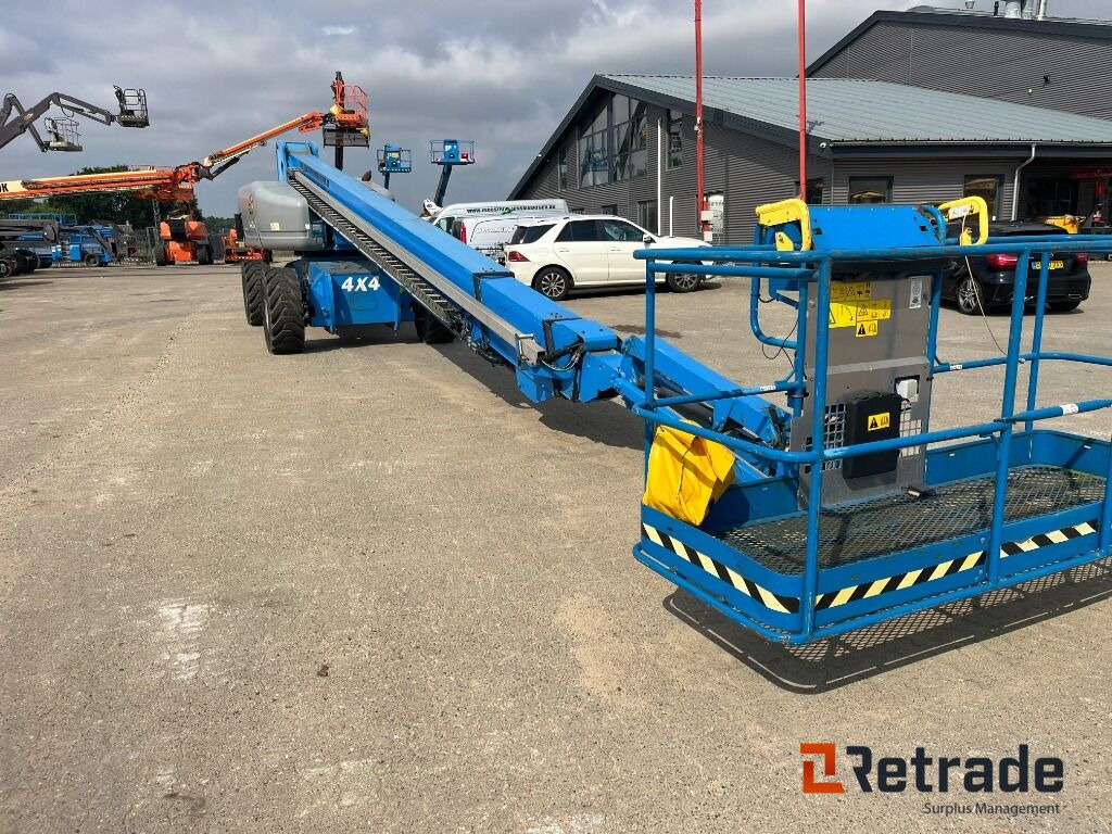 Lift Genie S-125 40 m bomlift - Teleskopski krak: slika Lift Genie S-125 40 m bomlift - Teleskopski krak Lift Genie S-125 40 m bomlift - Teleskopski krak: slika Lift Genie S-125 40 m bomlift - Teleskopski krak