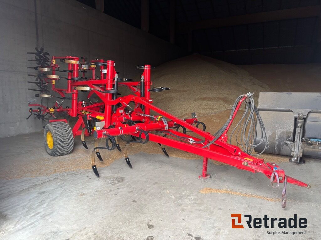 Kultivator Väderstad Swift SW440 - Poljoprivredni strojevi: slika Kultivator Väderstad Swift SW440 - Poljoprivredni strojevi Kultivator Väderstad Swift SW440 - Poljoprivredni strojevi: slika Kultivator Väderstad Swift SW440 - Poljoprivredni strojevi