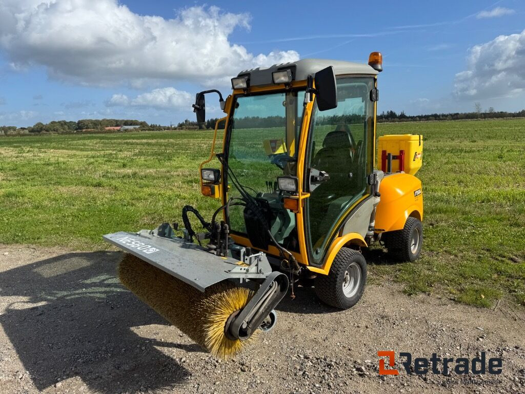 STIGA TITAN 740DCR - Poljoprivredni strojevi: slika STIGA TITAN 740DCR - Poljoprivredni strojevi STIGA TITAN 740DCR - Poljoprivredni strojevi: slika STIGA TITAN 740DCR - Poljoprivredni strojevi