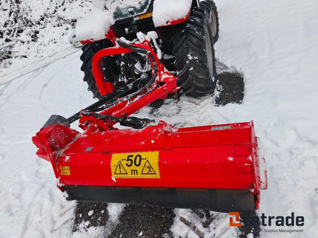 Sideforskyvbar beitepusser, Trincia Giraffa 185 - Poljoprivredni strojevi: slika Sideforskyvbar beitepusser, Trincia Giraffa 185 - Poljoprivredni strojevi Sideforskyvbar beitepusser, Trincia Giraffa 185 - Poljoprivredni strojevi: slika Sideforskyvbar beitepusser, Trincia Giraffa 185 - Poljoprivredni strojevi