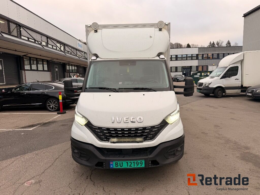 Skapbil IVECO 35S16 (parkert i Oslo) - Dostavno vozilo sa zatvorenim sandukom: slika Skapbil IVECO 35S16 (parkert i Oslo) - Dostavno vozilo sa zatvorenim sandukom Skapbil IVECO 35S16 (parkert i Oslo) - Dostavno vozilo sa zatvorenim sandukom: slika Skapbil IVECO 35S16 (parkert i Oslo) - Dostavno vozilo sa zatvorenim sandukom