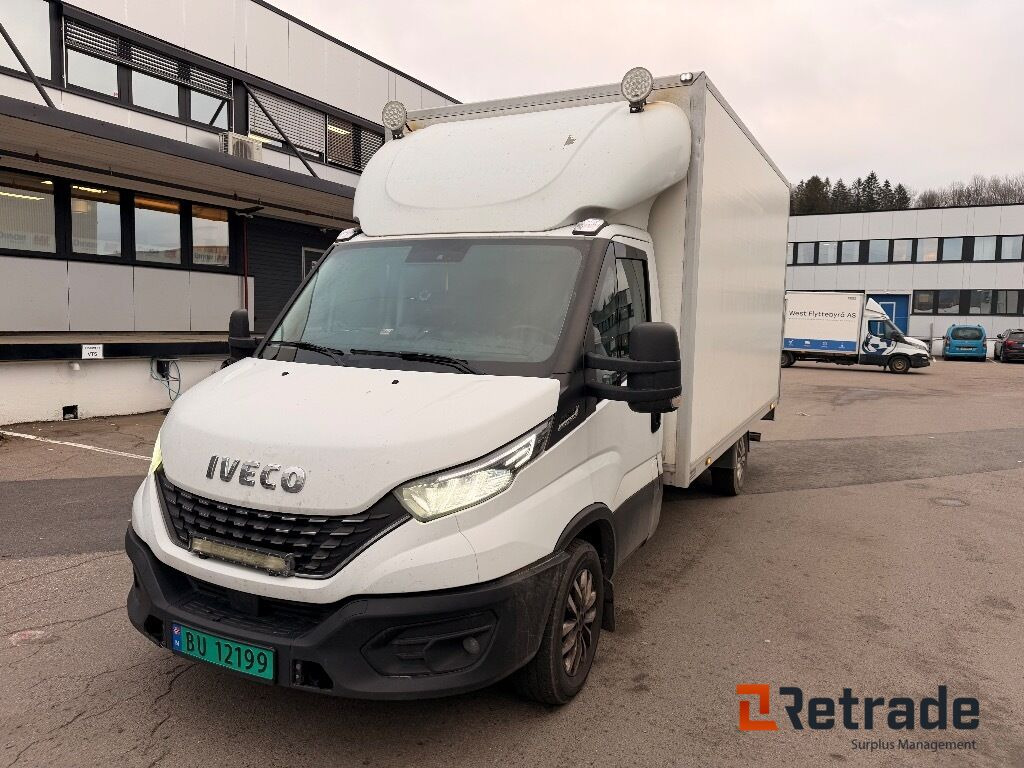 Skapbil IVECO 35S16 (parkert i Oslo) - Dostavno vozilo sa zatvorenim sandukom: slika Skapbil IVECO 35S16 (parkert i Oslo) - Dostavno vozilo sa zatvorenim sandukom Skapbil IVECO 35S16 (parkert i Oslo) - Dostavno vozilo sa zatvorenim sandukom: slika Skapbil IVECO 35S16 (parkert i Oslo) - Dostavno vozilo sa zatvorenim sandukom