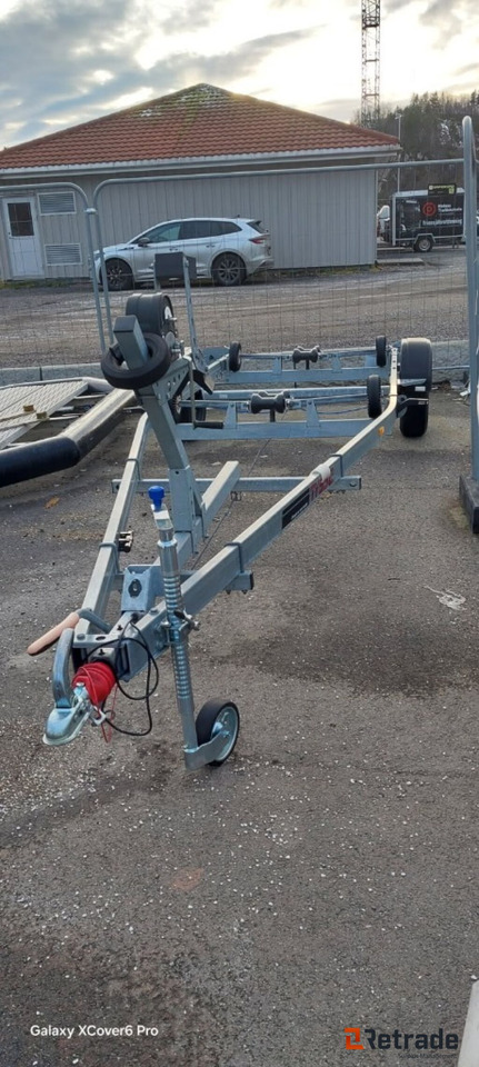 TYSSE 6257, 1300kg, 20Fot, Nesten ny! - Prikolica za plovila: slika TYSSE 6257, 1300kg, 20Fot, Nesten ny! - Prikolica za plovila TYSSE 6257, 1300kg, 20Fot, Nesten ny! - Prikolica za plovila: slika TYSSE 6257, 1300kg, 20Fot, Nesten ny! - Prikolica za plovila