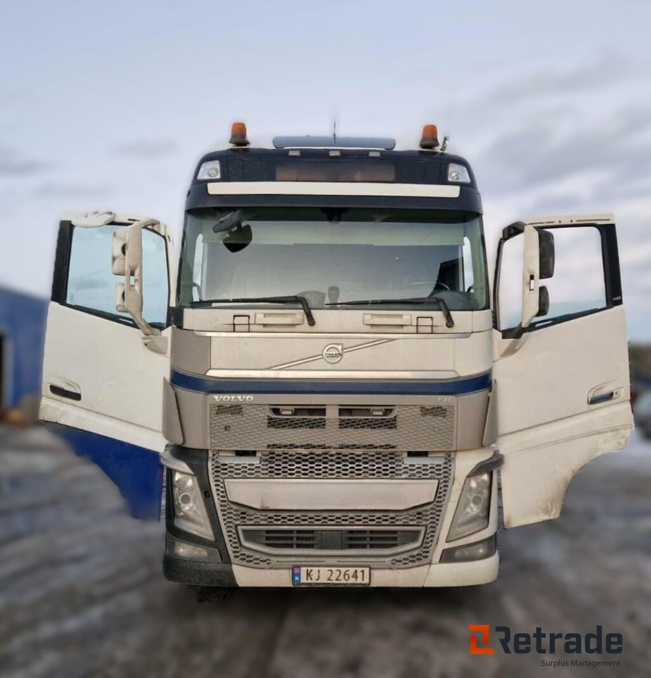 Volvo FH16 GlobeGlobetrotter trekkvogn – 2016-modell - Tegljač: slika Volvo FH16 GlobeGlobetrotter trekkvogn – 2016-modell - Tegljač Volvo FH16 GlobeGlobetrotter trekkvogn – 2016-modell - Tegljač: slika Volvo FH16 GlobeGlobetrotter trekkvogn – 2016-modell - Tegljač