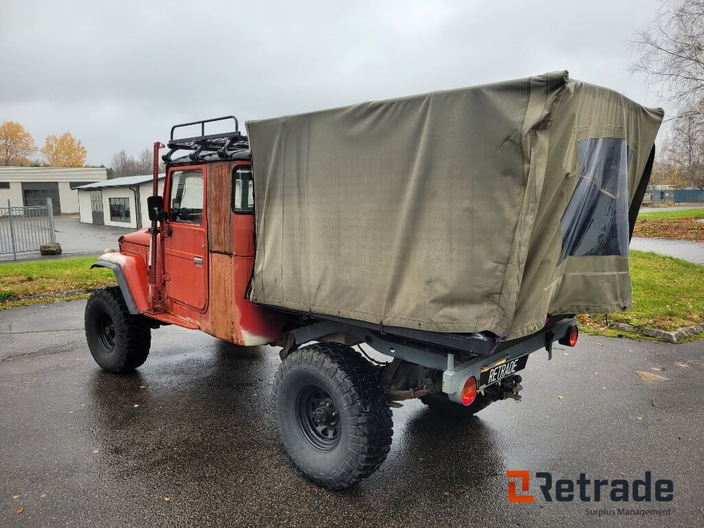 Veteranbil TOYOTA LAND-CRUISER BJ 45 PICKUP -1981 Svensksåld - Dostavno vozilo s ceradom: slika Veteranbil TOYOTA LAND-CRUISER BJ 45 PICKUP -1981 Svensksåld - Dostavno vozilo s ceradom Veteranbil TOYOTA LAND-CRUISER BJ 45 PICKUP -1981 Svensksåld - Dostavno vozilo s ceradom: slika Veteranbil TOYOTA LAND-CRUISER BJ 45 PICKUP -1981 Svensksåld - Dostavno vozilo s ceradom