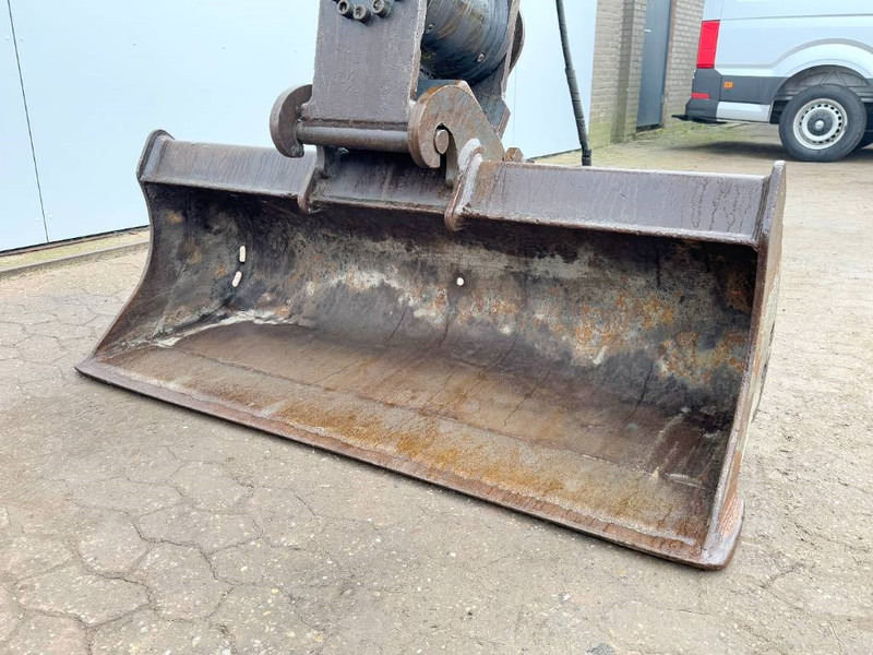 Mini bager Cat 308CR 07A - Joystick Ride / Tilting Bucket: slika Mini bager Cat 308CR 07A - Joystick Ride / Tilting Bucket Mini bager Cat 308CR 07A - Joystick Ride / Tilting Bucket: slika Mini bager Cat 308CR 07A - Joystick Ride / Tilting Bucket