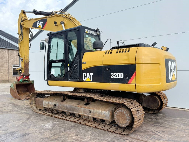 Cat 320DL - Hammer Lines / Quick Coupler - Bager gusjeničar: slika Cat 320DL - Hammer Lines / Quick Coupler - Bager gusjeničar Cat 320DL - Hammer Lines / Quick Coupler - Bager gusjeničar: slika Cat 320DL - Hammer Lines / Quick Coupler - Bager gusjeničar