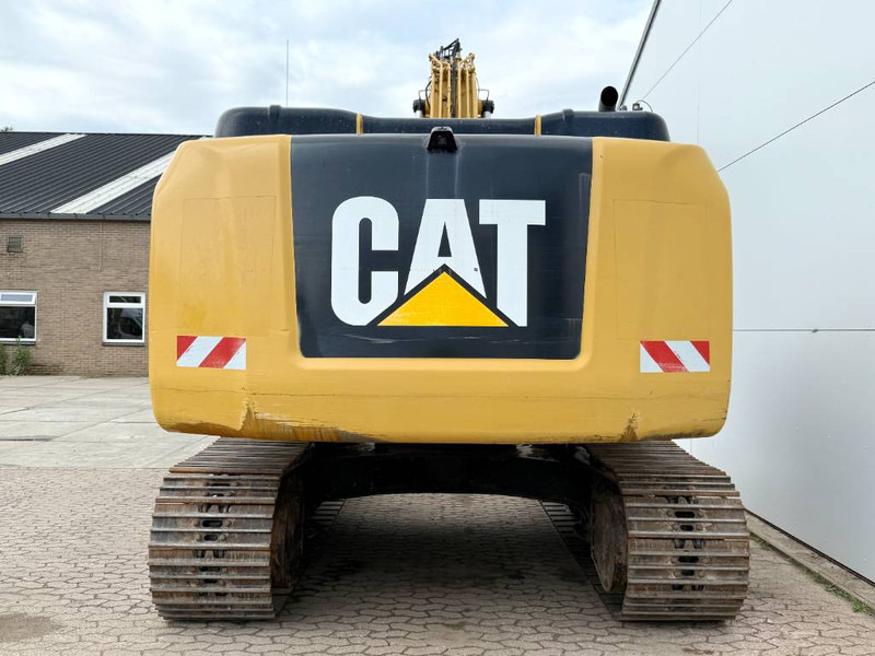 Cat 323FL - German Machine / Rear + Side Camera - Bager gusjeničar: slika Cat 323FL - German Machine / Rear + Side Camera - Bager gusjeničar Cat 323FL - German Machine / Rear + Side Camera - Bager gusjeničar: slika Cat 323FL - German Machine / Rear + Side Camera - Bager gusjeničar