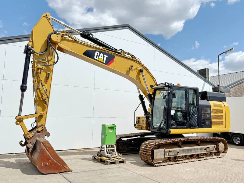 Cat 323FL Z-Line Full Electric - 300kWh Capacity - Bager gusjeničar: slika Cat 323FL Z-Line Full Electric - 300kWh Capacity - Bager gusjeničar Cat 323FL Z-Line Full Electric - 300kWh Capacity - Bager gusjeničar: slika Cat 323FL Z-Line Full Electric - 300kWh Capacity - Bager gusjeničar