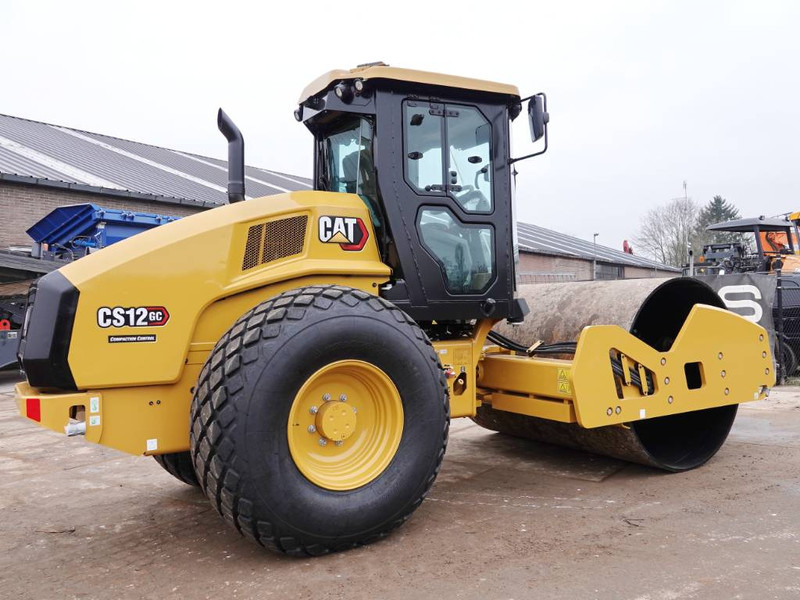 Cat CS12 GC /CS64B /CS66B - NEW / CE Certified - Valjak: slika Cat CS12 GC /CS64B /CS66B - NEW / CE Certified - Valjak Cat CS12 GC /CS64B /CS66B - NEW / CE Certified - Valjak: slika Cat CS12 GC /CS64B /CS66B - NEW / CE Certified - Valjak
