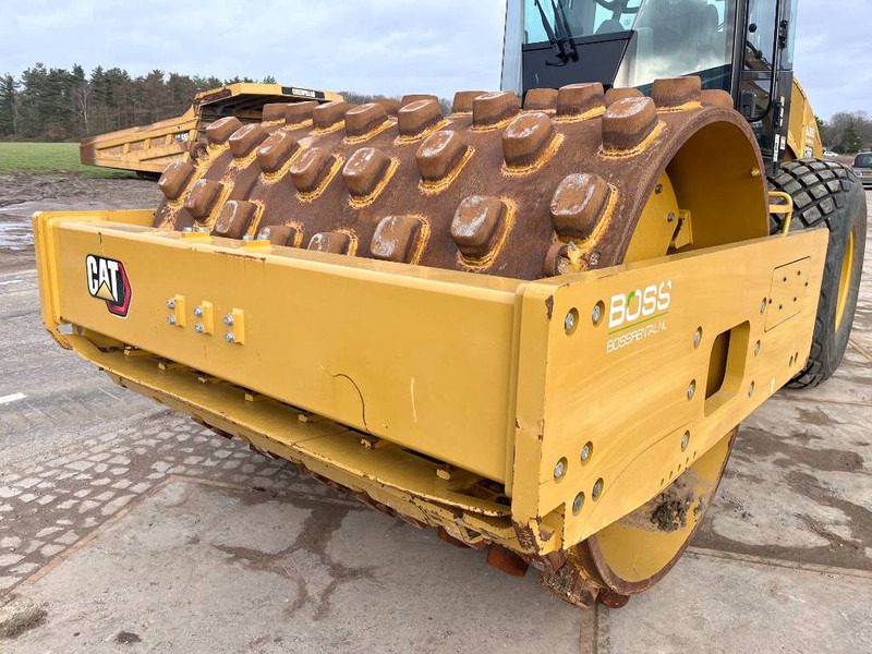 Valjak Cat CS66B Excellent Condition / Low Hours / CE: slika Valjak Cat CS66B Excellent Condition / Low Hours / CE