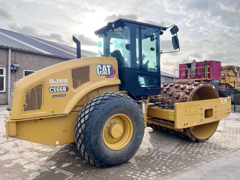 Valjak Cat CS66B Excellent Condition / Low Hours / CE: slika Valjak Cat CS66B Excellent Condition / Low Hours / CE