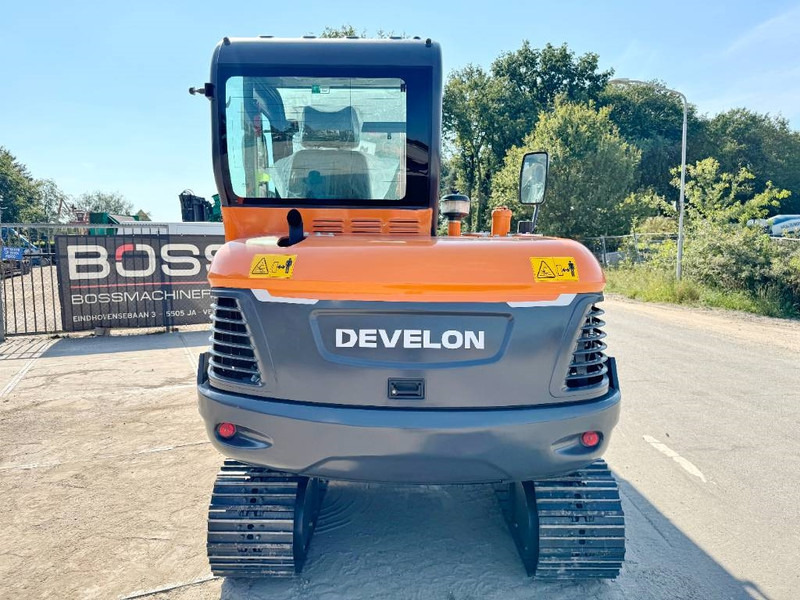 Develon DX60E-10N - New / Unused / 2024 Model - Mini bager: slika Develon DX60E-10N - New / Unused / 2024 Model - Mini bager Develon DX60E-10N - New / Unused / 2024 Model - Mini bager: slika Develon DX60E-10N - New / Unused / 2024 Model - Mini bager