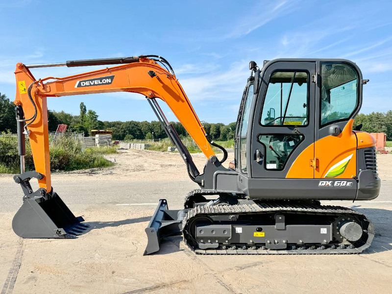 Doosan DX60E-10N - New / Unused / 2024 Model - Mini bager: slika Doosan DX60E-10N - New / Unused / 2024 Model - Mini bager Doosan DX60E-10N - New / Unused / 2024 Model - Mini bager: slika Doosan DX60E-10N - New / Unused / 2024 Model - Mini bager