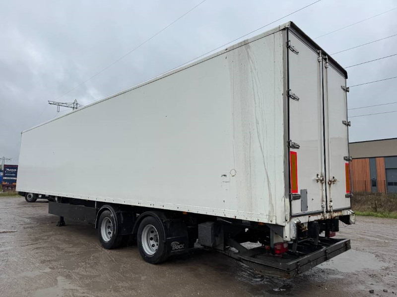 Fruehauf ONCRK 32-220 A - Taillift / Forced Steering - Poluprikolica sa zatvorenim sandukom: slika Fruehauf ONCRK 32-220 A - Taillift / Forced Steering - Poluprikolica sa zatvorenim sandukom Fruehauf ONCRK 32-220 A - Taillift / Forced Steering - Poluprikolica sa zatvorenim sandukom: slika Fruehauf ONCRK 32-220 A - Taillift / Forced Steering - Poluprikolica sa zatvorenim sandukom