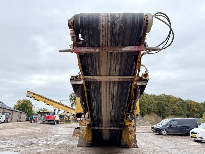 GIPO Giporec R130 FDR - Side Conveyor / Caterpillar C15 - Drobilica: slika GIPO Giporec R130 FDR - Side Conveyor / Caterpillar C15 - Drobilica GIPO Giporec R130 FDR - Side Conveyor / Caterpillar C15 - Drobilica: slika GIPO Giporec R130 FDR - Side Conveyor / Caterpillar C15 - Drobilica