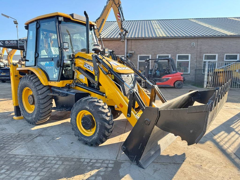 JCB 3DX / 3CX Plus 4WD - 4/1 Bucket + Hammer - Rovokopač-utovarivač: slika JCB 3DX / 3CX Plus 4WD - 4/1 Bucket + Hammer - Rovokopač-utovarivač JCB 3DX / 3CX Plus 4WD - 4/1 Bucket + Hammer - Rovokopač-utovarivač: slika JCB 3DX / 3CX Plus 4WD - 4/1 Bucket + Hammer - Rovokopač-utovarivač