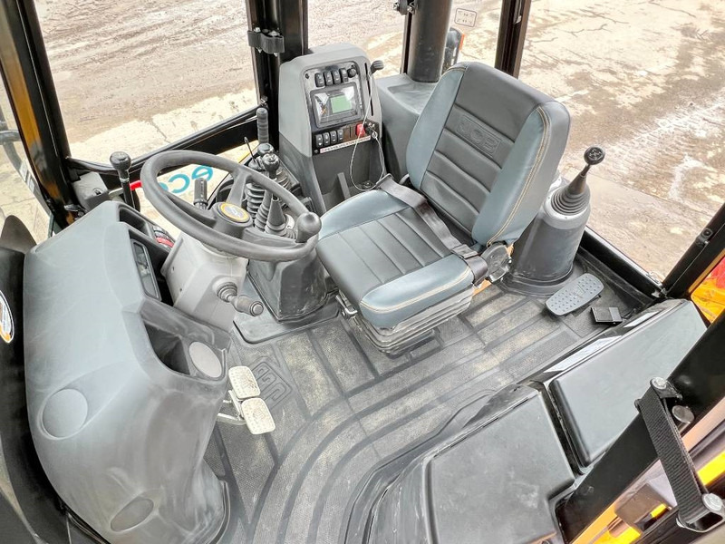 JCB 3DX - Telescopic Boom / Hammer Lines / AC - New - Rovokopač-utovarivač: slika JCB 3DX - Telescopic Boom / Hammer Lines / AC - New - Rovokopač-utovarivač JCB 3DX - Telescopic Boom / Hammer Lines / AC - New - Rovokopač-utovarivač: slika JCB 3DX - Telescopic Boom / Hammer Lines / AC - New - Rovokopač-utovarivač
