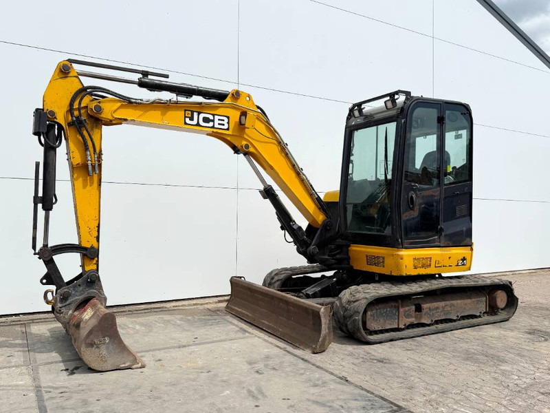 JCB 48Z-1 - Hammer Lines / Quick Coupler - Mini bager: slika JCB 48Z-1 - Hammer Lines / Quick Coupler - Mini bager JCB 48Z-1 - Hammer Lines / Quick Coupler - Mini bager: slika JCB 48Z-1 - Hammer Lines / Quick Coupler - Mini bager