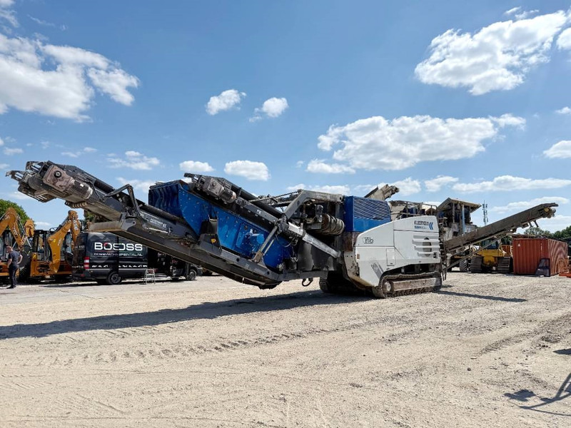 Kleemann MR130Z EVO 2 K077 Impact Crusher Return Conveyor + - Mobilna drobilica: slika Kleemann MR130Z EVO 2 K077 Impact Crusher Return Conveyor + - Mobilna drobilica Kleemann MR130Z EVO 2 K077 Impact Crusher Return Conveyor + - Mobilna drobilica: slika Kleemann MR130Z EVO 2 K077 Impact Crusher Return Conveyor + - Mobilna drobilica