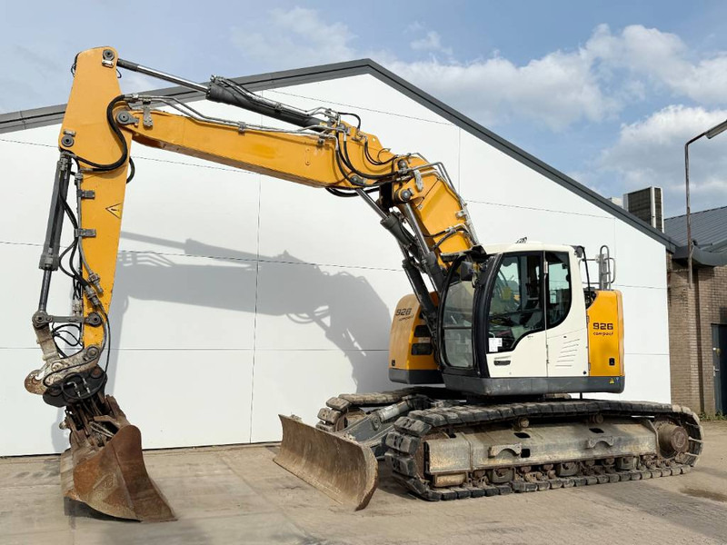 Liebherr R926 Compact - Triple Boom / Tilting Bucket - Bager gusjeničar: slika Liebherr R926 Compact - Triple Boom / Tilting Bucket - Bager gusjeničar Liebherr R926 Compact - Triple Boom / Tilting Bucket - Bager gusjeničar: slika Liebherr R926 Compact - Triple Boom / Tilting Bucket - Bager gusjeničar